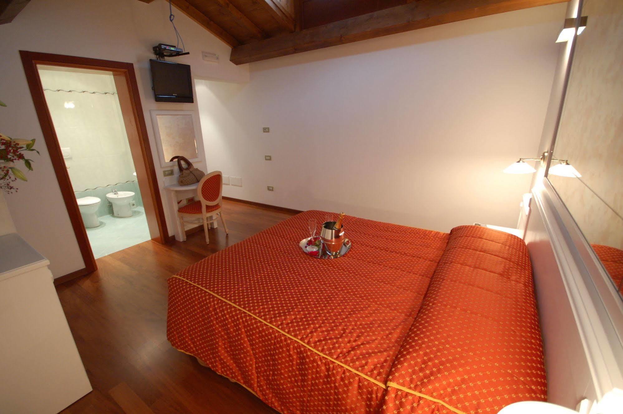Casanova Fourrooms * Venedig